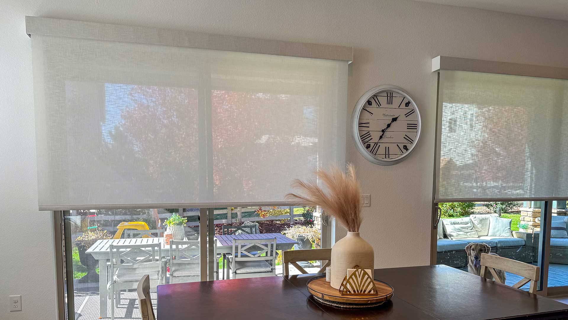 Decorative linen woven roller shade