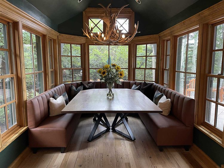 Two Creeks finished custom breakfast nook